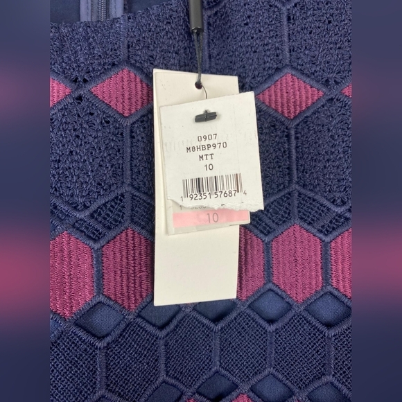 Calvin Klein Cream Crochet Lace Sheath Dress office career Zip Size 10 - Picture 7 of 11